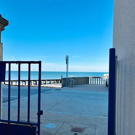 La Bonne Brise Independent With Terrace Πανδοχείο *